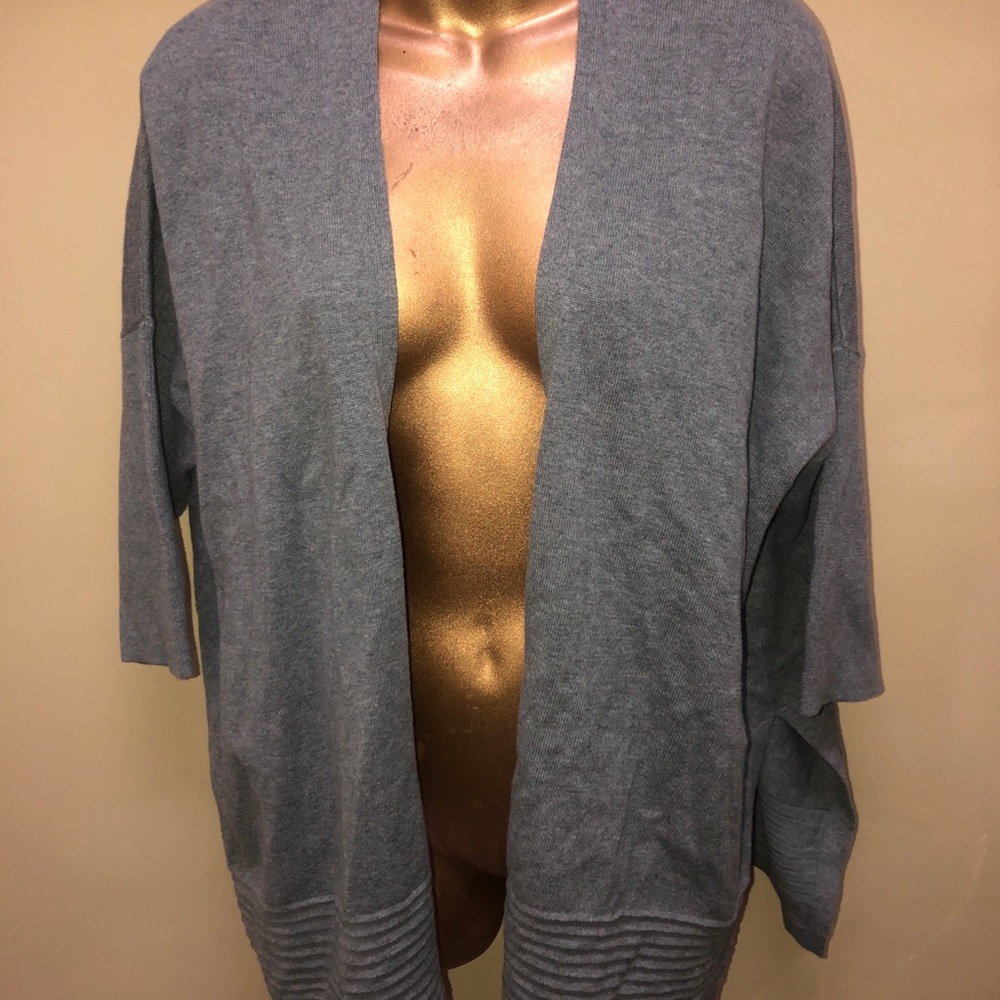 Wynne layers dark gray cardigan size xxs